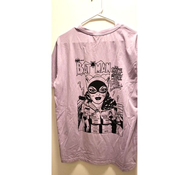 Batman Unisex T-Shirt 2 sided Violet Color - Size Medium - Picture 1 of 4